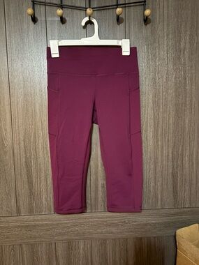 Lululemon Active Capri Leggings